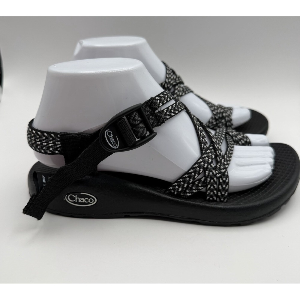 Chaco ZX/2 Classic Women's Sandals Sz 7 Black & White Toe Loop Hiking J106266 - Picture 6 of 9